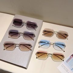 🌟 Trendy Rimless Gradient Sunglasses