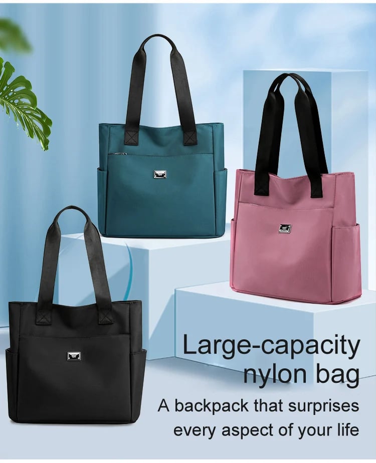 Water Repellent Multi Pocket Nylon Shoulder Bag👜