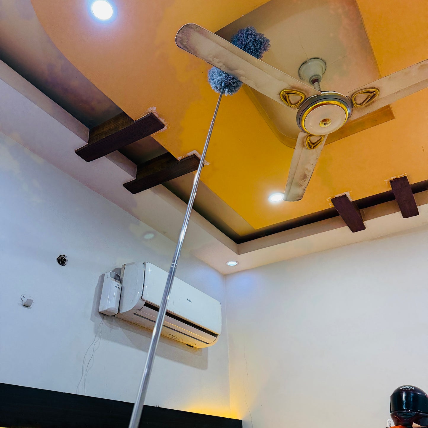 DusterPro - Bendable & Extendable Fan Ceiling Duster (IMPORTED)