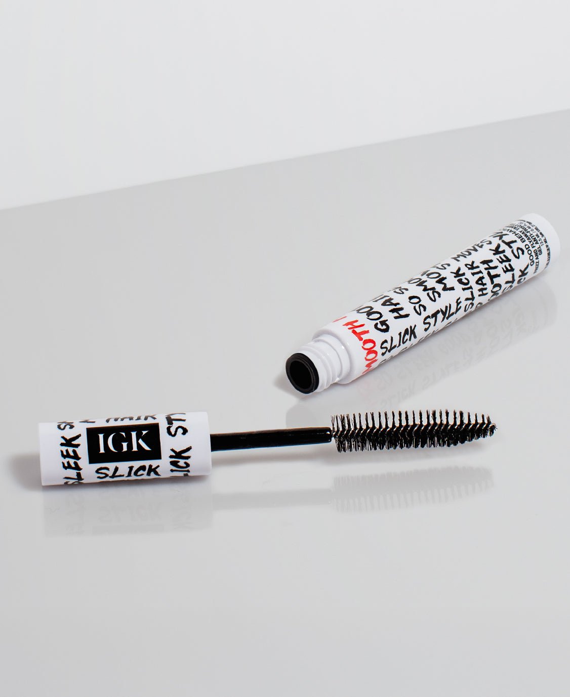 Frizz and Flyaway Lightweight Gel Hair Taming Wand