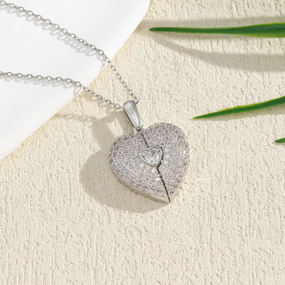 Love Open and Close Creative Necklace