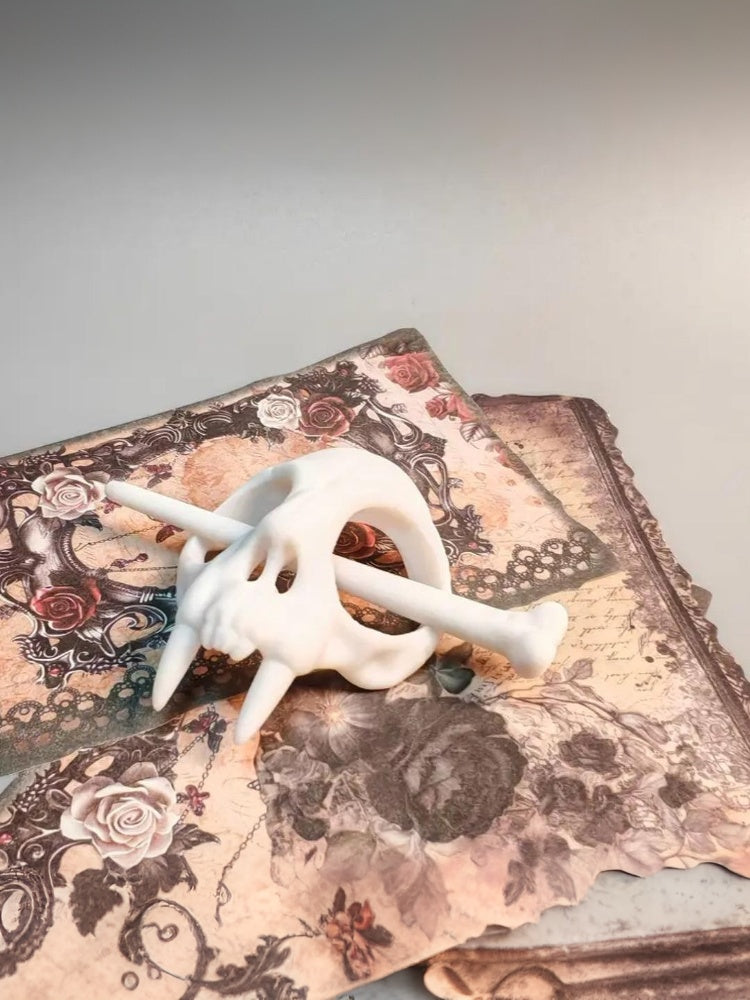 Ghost Skull Hairclip
