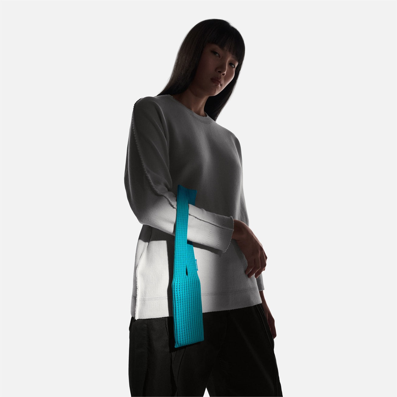 Introducing iPhone Pocket: a beautiful way to wear and carry iPhone