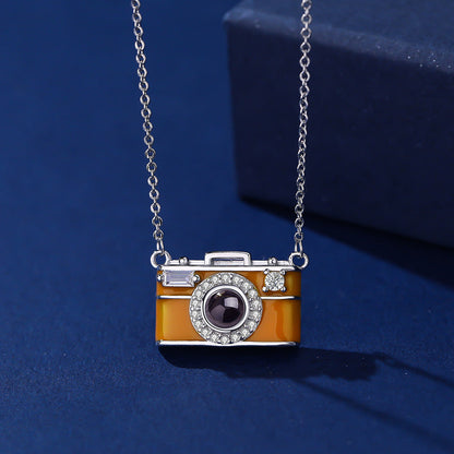 Duoying Gold-Plated Camera Projection Necklace